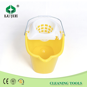 Mini Cubo <span class=keywords><strong>de</strong></span> Limpieza <span class=keywords><strong>de</strong></span> Plástico Amarillo con Mango - Product Image 5