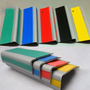 Di gomma per Scale anti <span class=keywords><strong>skid</strong></span> pavimento scale pedate antiscivolo in vinile pvc a forma di L <span class=keywords><strong>Stair</strong></span> passo bordo trim - Product Image 4