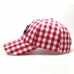 מותאם אישית רקמת לוגו גבירותיי גולף כובע אדום בייסבול כובע סיטונאי משובץ ספורט כובעים