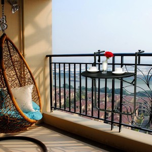 HDPE di Plastica <span class=keywords><strong>Pieghevole</strong></span> Regolabile Balcone Deck Tavolo Appeso Patio Rattan Disegno <span class=keywords><strong>Ringhiera</strong></span> Tavolo <span class=keywords><strong>Da</strong></span> Pranzo - Product Image 6
