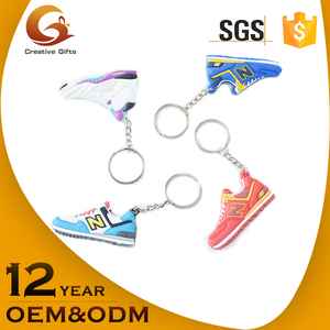 Billige kundenspezifische 3d weich-pvc-gummi <span class=keywords><strong>nike</strong></span> schuh <span class=keywords><strong>keychain</strong></span> für großhandel - Product Image 5