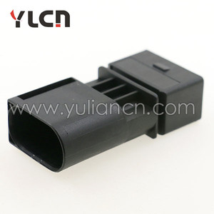 Aplicación y Despojado de Extremo macho Tipo 3pin pbt gf20 para conector eléctrico - Product Image 2