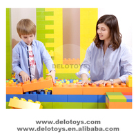 DELO TOYS Briques de construction géantes en plastique ABS pour enfants, jouets de bricolage pour parc d'attractions, pièce murale 2*4, grande brique 2 X 4 points (DK003)