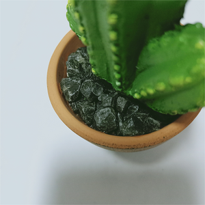 Ensemble de mini-<span class=keywords><strong>cactus</strong></span> artificiels <span class=keywords><strong>pas</strong></span> chers pour la décoration de la maison dans un petit pot en céramique, réalistes et durables - Product Image 2