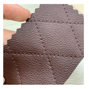 Tissu en similicuir gaufré avec revêtement PVC, forte respirabilité, surface imperméable, utilisé <span class=keywords><strong>pour</strong></span> les canapés - Product Image 1