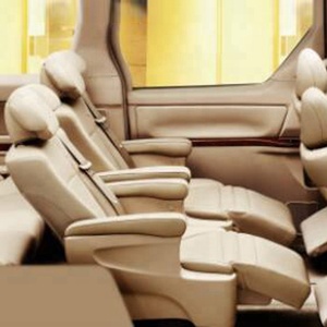 <strong>Family</strong> Using Luxury 9 Seats Mini Electric Touring Passenger <strong>Bus</strong>