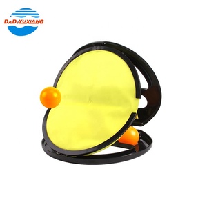 Main train sport jouet attraper le <span class=keywords><strong>jeu</strong></span> de balle avec 2 pièces <span class=keywords><strong>boules</strong></span> - Product Image 1
