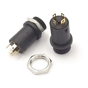 Presa Audio da 3.5mm 4 poli mini <span class=keywords><strong>jack</strong></span> per telefono con montaggio su pannello <span class=keywords><strong>femmina</strong></span> - Product Image 4