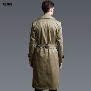 <span class=keywords><strong>Trench</strong></span> Coat Lungo <span class=keywords><strong>Marrone</strong></span> Sottile da Uomo Personalizzabile con Logo in Materiali RPET, Produzione OEM FAMA con Piccolo MOQ - Product Image 5