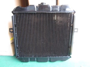 Radiateur en cuivre pour camion Mitsubishi MB356153 1321-0303 3321-1054 4D56 COLT L300 DIESEL M/T <span class=keywords><strong>L300D</strong></span> - Product Image 3