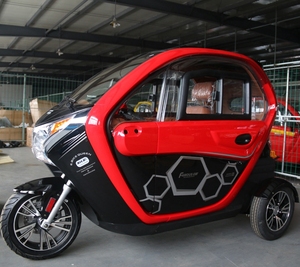 Nuevo Auto Eléctrico de <span class=keywords><strong>3</strong></span> <span class=keywords><strong>Ruedas</strong></span> Cerrado en Venta a Precio Económico - Product Image 2