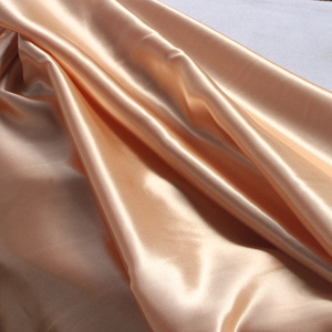 Tissu textile en gros, tissu <span class=keywords><strong>satin</strong></span>é 100% <span class=keywords><strong>polyester</strong></span> pour pyjama et vêtements de nuit - Product Image 2