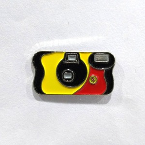 Personalizado esmalte pins en pin de solapa de metal para <span class=keywords><strong>la</strong></span> cámara - Product Image 1