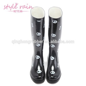 mode femme <span class=keywords><strong>bottes</strong></span> <span class=keywords><strong>de</strong></span> <span class=keywords><strong>pluie</strong></span> avec des crânes - Product Image 2