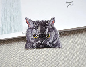 Parches bordados de gatos lindos de Venta caliente, parches de hierro de animales de moda - Product Image 4
