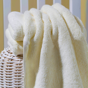 <span class=keywords><strong>Toalla</strong></span> de Baño Blanca de Algodón 100% Ecológico, Tejida, 32S, de Alta Calidad para Hotel, 600GSM, en Stock, Venta al por Mayor - Product Image 4