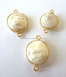 
 
 
 Conectores de Bisel en Forma de Moneda de Nácar Blanco Natural para la Fabricación de Joyas - Tamaño y Peso Personalizados, Origen India, Venta al por Mayor - Product Image 1