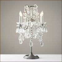 Lampe de bureau en cristal de luxe lampe de table en cristal de côté de lit de villa de base en métal vintage pour l'hôtel
