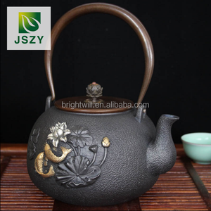 Ấm Trà Gang Nhật Bản Chống Nóng Được Thiết Kế Tốt - Product Image 4