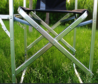 Chaise de camping robuste pliable, chaise de réalisateur avec siège rembourré surdimensionné, table latérale et poche