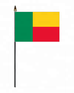 Drapeau du Bénin en polyester personnalisé de haute qualité drapeaux en satin et en plastique avec logo personnalisé pour les agences de voyages - Product Image 3