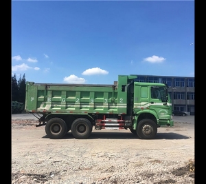 Camion Sinotruk HOWO d'occasion, conduite à gauche/droite, diesel automatique Euro 3, capacité de charge de 61-70 tonnes, transmission 6x4, Hw19710, bonne qualité - Product Image 4