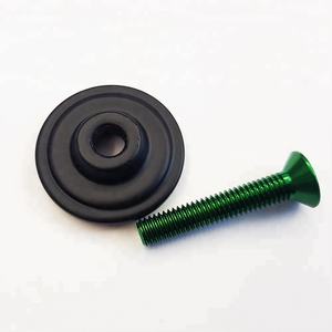 Capot supérieur en carbone pour vélo avec boulons AL7075T6, tissage UD 3K/Marbre avec boulons M6x30mm - Product Image 5