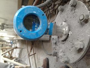 Transmisor de nivel de <span class=keywords><strong>Radar</strong></span> de pulso para medición de nivel de Silo de cemento - Product Image 3