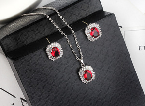 Juego de Joyería de Platino 18KRGP con Circonita Cúbica Austriaca y Cristal CZ, Collar con Colgante, Aretes y Pendientes - Product Image 4