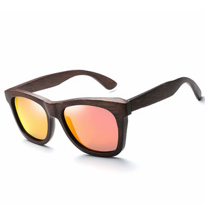 Gafas <span class=keywords><strong>de</strong></span> sol con logotipo personalizado <span class=keywords><strong>para</strong></span> hombre y mujer, lentes polarizadas <span class=keywords><strong>de</strong></span> madera negra, OEM <span class=keywords><strong>de</strong></span> fábrica - Product Image 4