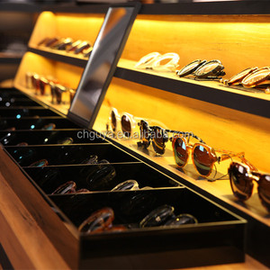 Bon design <span class=keywords><strong>pas</strong></span> cher personnalisé en bois lunettes de soleil affichage <span class=keywords><strong>vitrine</strong></span> avec led - Product Image 2