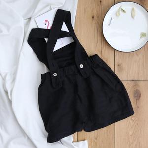 Pantaloncini estivi da ragazza regolabili Cross-Back in <span class=keywords><strong>cotone</strong></span> e lino all'ingrosso per bambini pantaloncini neri per bambini tute da <span class=keywords><strong>bambina</strong></span> - Product Image 4