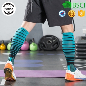Vente chaude de Haute Qualité En Plein Air De Compression Pour Courir Sport Fitness Garçons de Basket-Ball <span class=keywords><strong>Chaussettes</strong></span> - Product Image 1