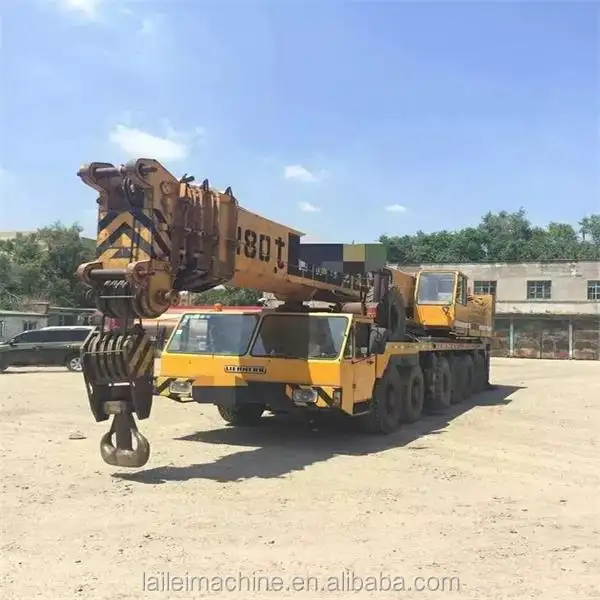Digunakan truk crane LIEBHERR LTM1180 180 ton semua medan crane kondisi sangat baik