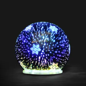 En gros 3D borosilicaté décoratif boule de verre avec motif de flocon de neige