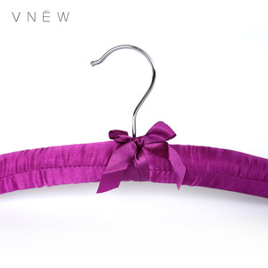 Cintre en <span class=keywords><strong>satin</strong></span>, joli tissu personnalisé pour les vêtements, housses de robe de mariée, tout nouveau modèle - Product Image 4