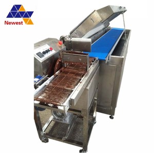 Vente chaude de machine à enrober les biscuits au chocolat / machine à enrober le chocolat à bande transporteuse / machine à faire fondre le chocolat automatique - Product Image 2