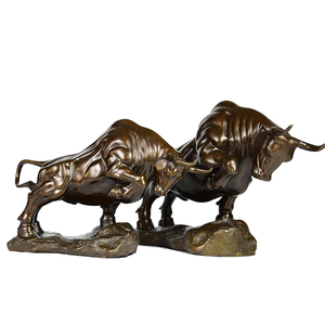 Statua di Toro in Bronzo, Scultura da Scrivania in Ottone, Vendita Calda - Product Image 3