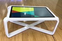Dudukan meja interaktif layar sentuh LED 32 inci, Meja LCD kapasitif dengan sistem Android Win10 tertanam untuk iklan Game