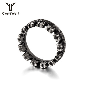 Anillo de acero inoxidable con diseño de lobo <span class=keywords><strong>para</strong></span> <span class=keywords><strong>hombre</strong></span> y mujer, sortija <span class=keywords><strong>personalizada</strong></span> con diseño de animales, 2022 - Product Image 5