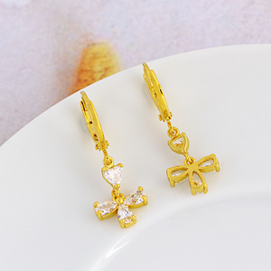 Xuping Dubai 24K color oro aleación de cobre joyas de imitación estilo <span class=keywords><strong>inimitable</strong></span> strass aretes para mujeres - Product Image 1