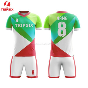 Nach Maß Günstige Grün Und Weiß Fußball-team Jersey Online - Product Image 6