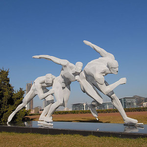 Sculpture en acier inoxydable creuse à thème sportif pour stade, jardin, parc - Product Image 3