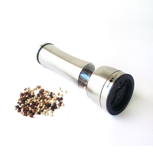 <strong>Large</strong> Capacity Stainless Steel <strong>Pepper</strong> <strong>Grinder</strong> and Salt <strong>Grinder</strong> Manual Mills with Ceramic Core Adjustable Coarseness - Product Image 3