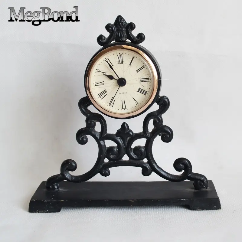 Metal classic decorative table clock, small metal watch for office desk