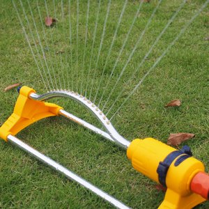Aspersor oscilante de jardín con chorro de latón de 17 agujeros <span class=keywords><strong>para</strong></span> agua de césped, agua de semilla de agua - Product Image 2