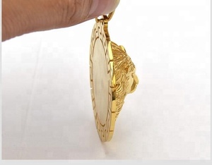 <span class=keywords><strong>Pendentif</strong></span> grande taille <span class=keywords><strong>de</strong></span> tête <span class=keywords><strong>de</strong></span> <span class=keywords><strong>lion</strong></span> en <span class=keywords><strong>or</strong></span> 18K, bijoux en acier inoxydable, DSP 225, vente en gros - Product Image 3