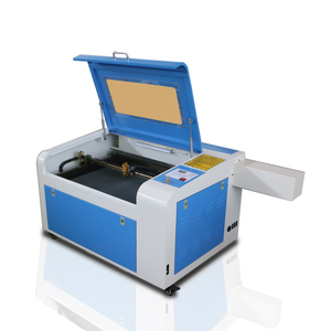 <span class=keywords><strong>Machine</strong></span> <span class=keywords><strong>de</strong></span> découpe <span class=keywords><strong>laser</strong></span> CO2 60w à bas <span class=keywords><strong>prix</strong></span> pour papier <span class=keywords><strong>de</strong></span> carte <span class=keywords><strong>de</strong></span> mariage - Product Image 4