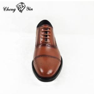 Zapatos de Vestir de Cuero Genuino para Hombre, Color Marrón Oscuro, con Elevador Interno, de Alta Calidad, para Oficina - Product Image 3