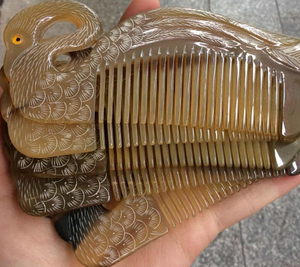 Vente en gros Peigne en corne à barbe et cheveux en résine directement Offre Spéciale - Product Image 4